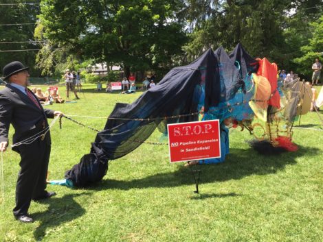 Puppet Master Count Dorsey and his dragon. Photo: Heather Bellow.
