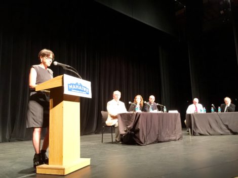 Beth Carlson of Ballot Box Tees introducing the candidates forum. Photo: Heather Bellow