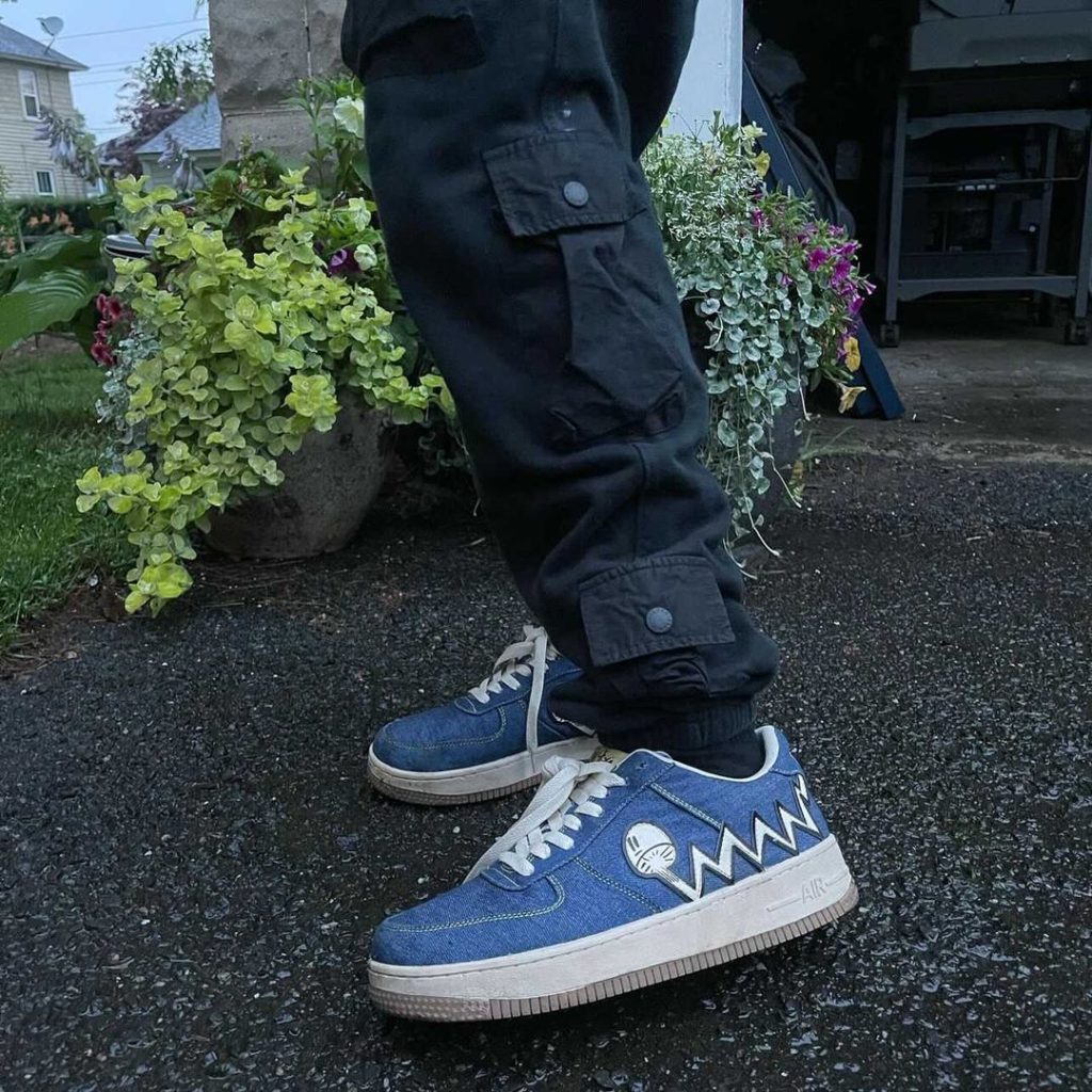 An original design for denim shoes