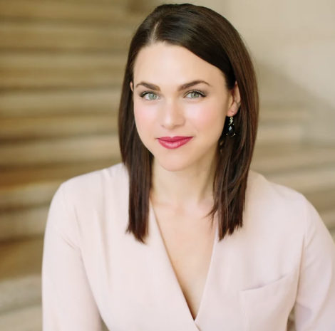 Soprano Maria Valdes BOF