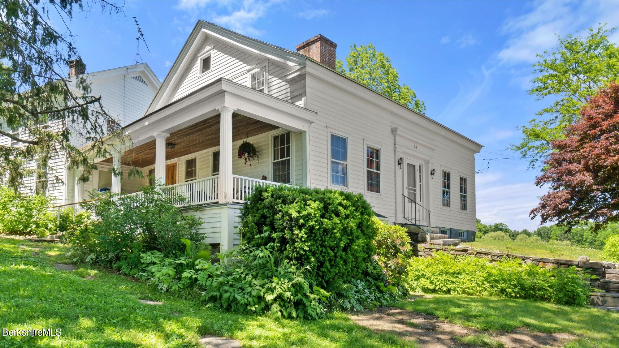 Unspoiled charming New England farmhouse with views The Berkshire Edge