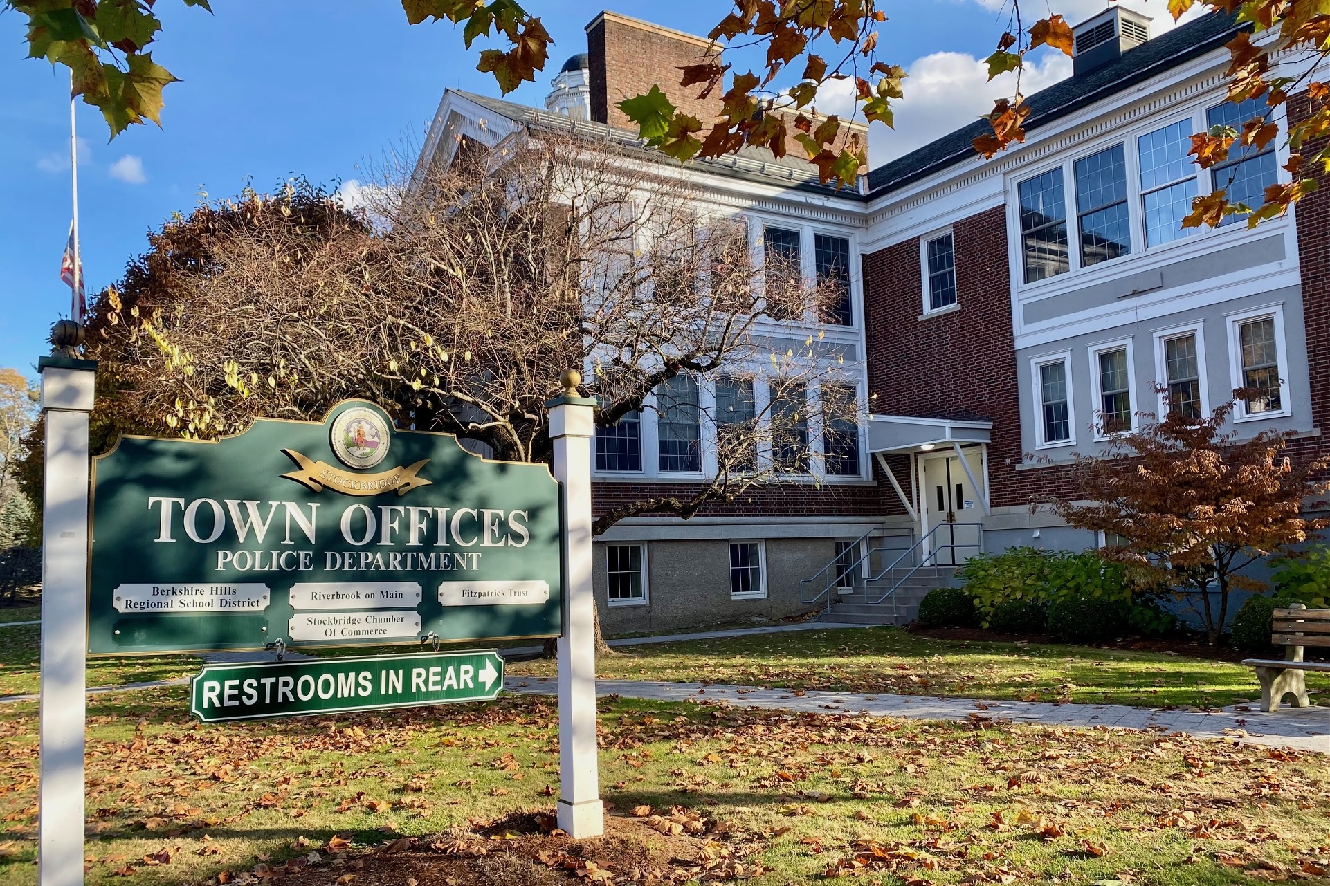 Stockbridge keeps single tax rate, rejects residential tax exemption 
