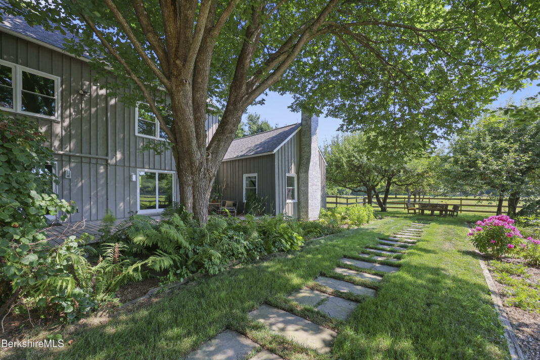 20250815160458389499000000-o