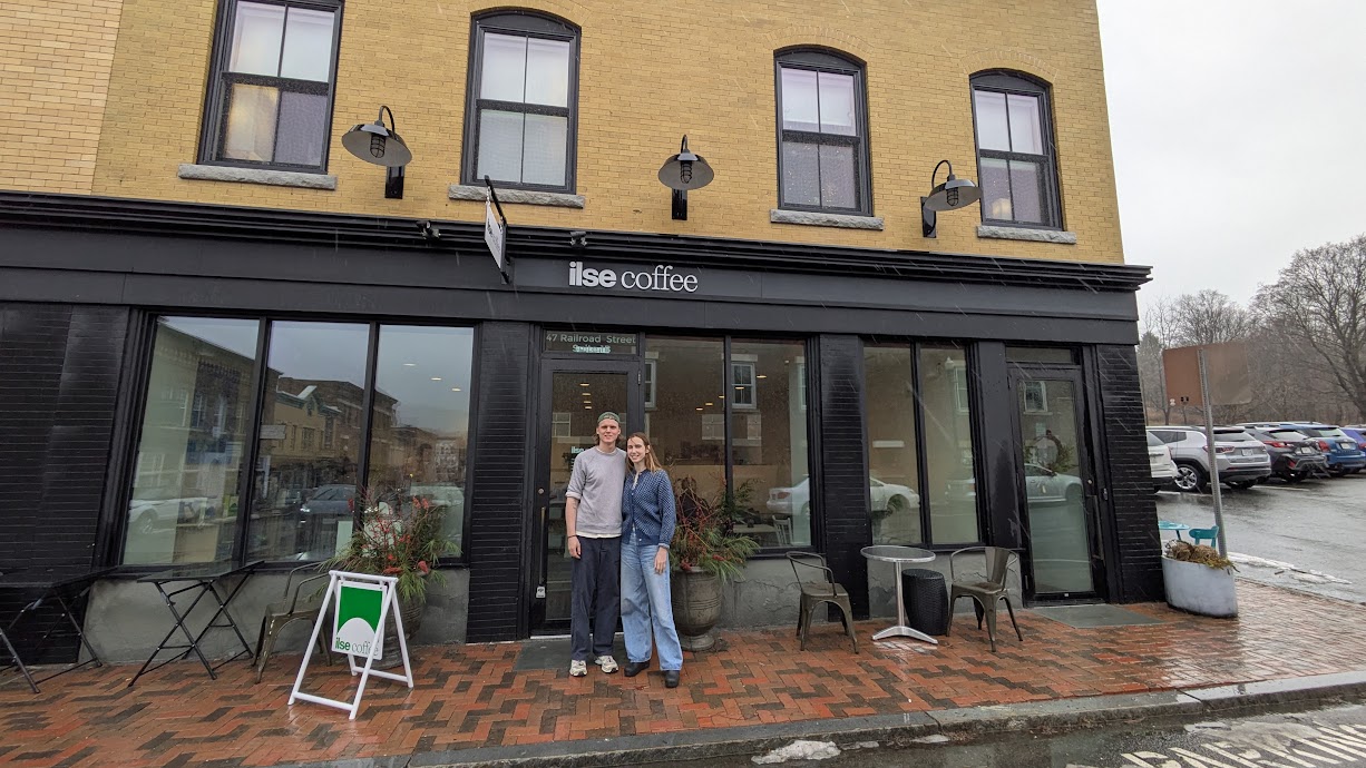 Smith and Grossman outside of their café. Photo by Shaw Israel Izikson. 