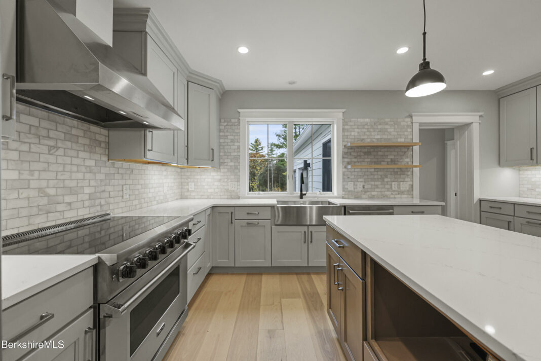 20251101124109316688000000-o