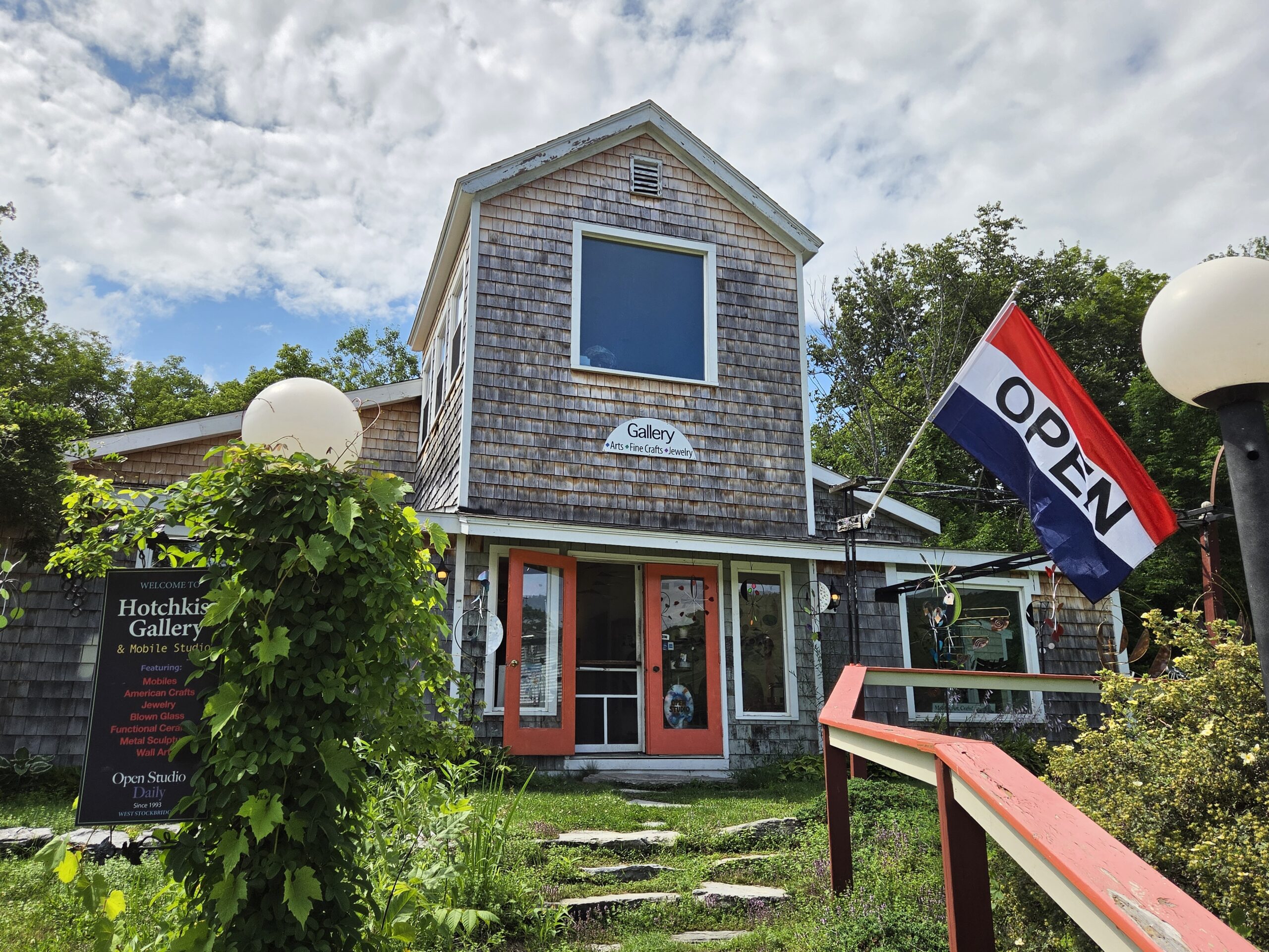 BUSINESS MONDAY: Spotlight on Hotchkiss Mobiles in West Stockbridge - The Berkshire Edge