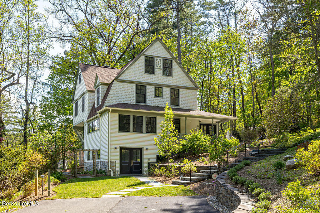 Welcome to Real Estate Friday! - The Berkshire Edge
