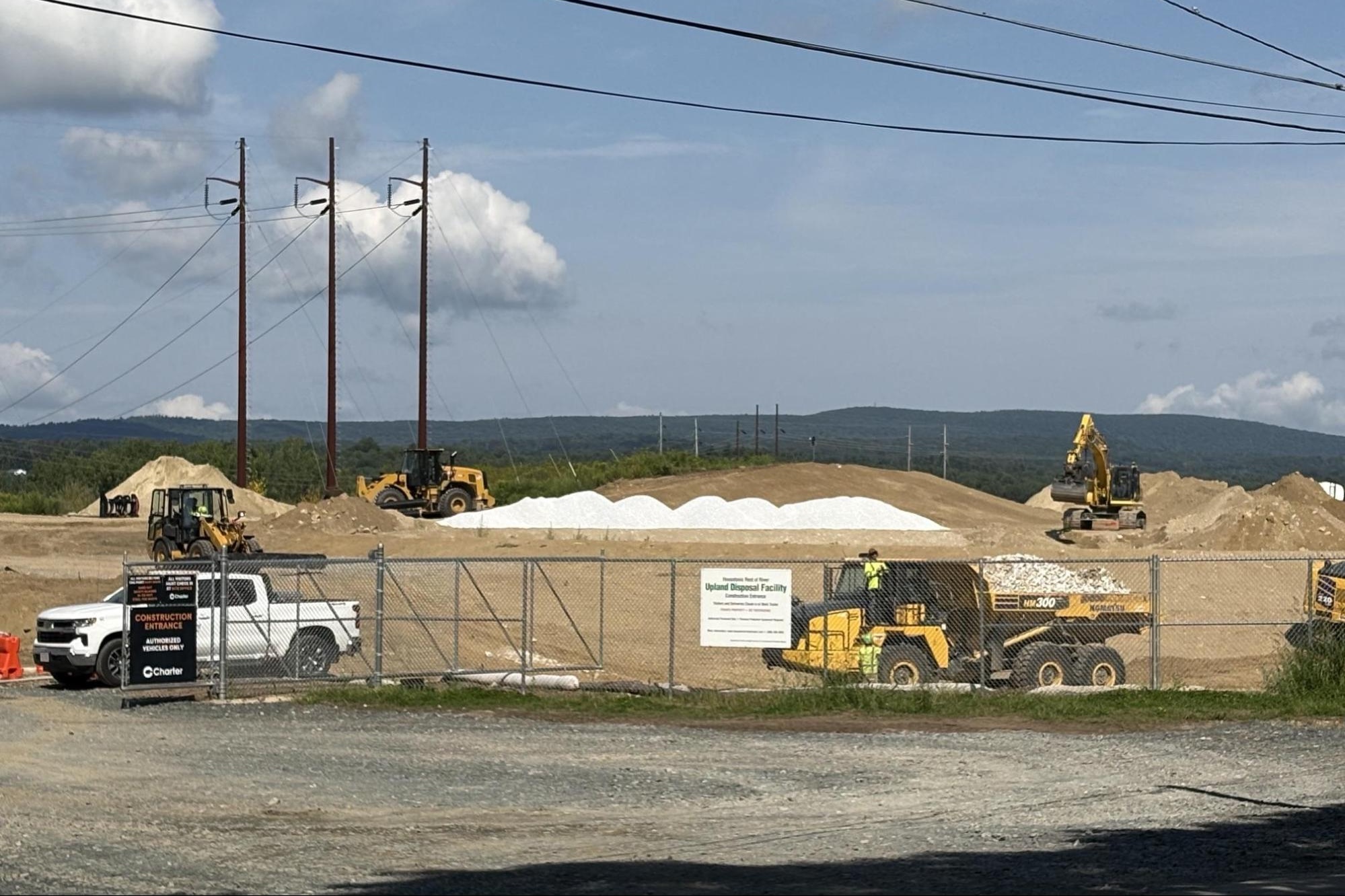 Lee’s Woodland Road residents demand action, compensation over nearby PCB waste site - The Berkshire Edge